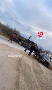 Akkent / Çünür Yol Ayrımında Trafik Kazası, Tır Devrildi!